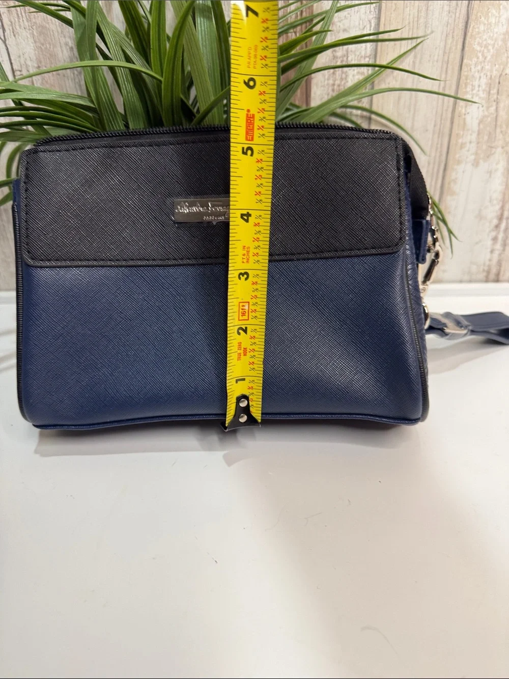 Salvatore Ferragamo Navy and Black Leather Cosmetic/Toiletry Travel Wristlet